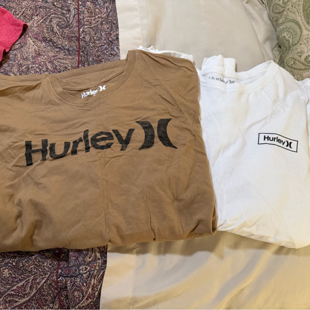 Bundle of men’s Hurley long sleeves